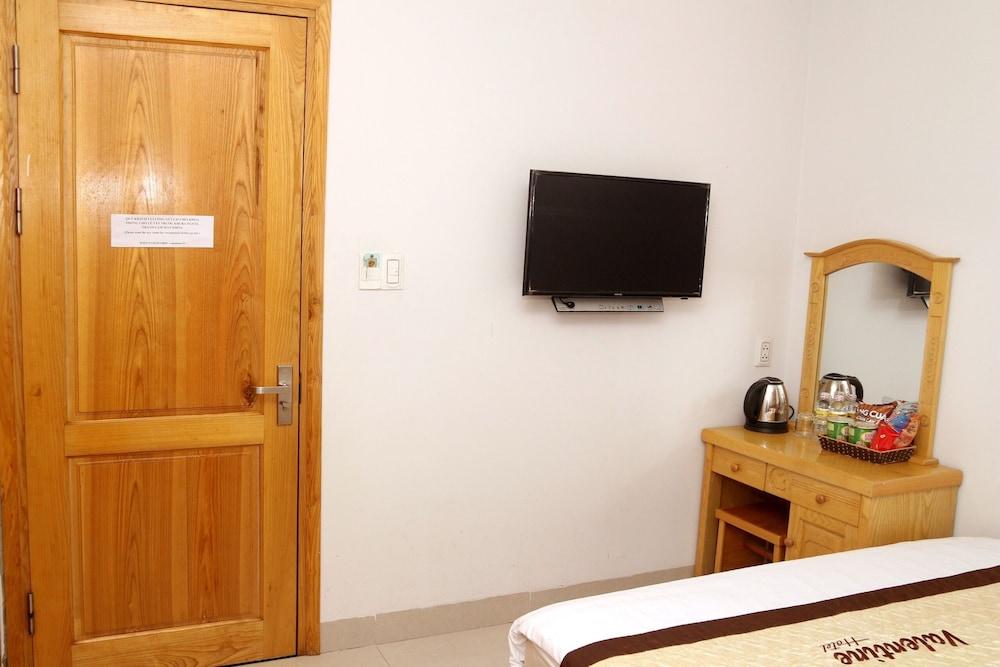 Valentine Hotel Дананг Екстериор снимка
