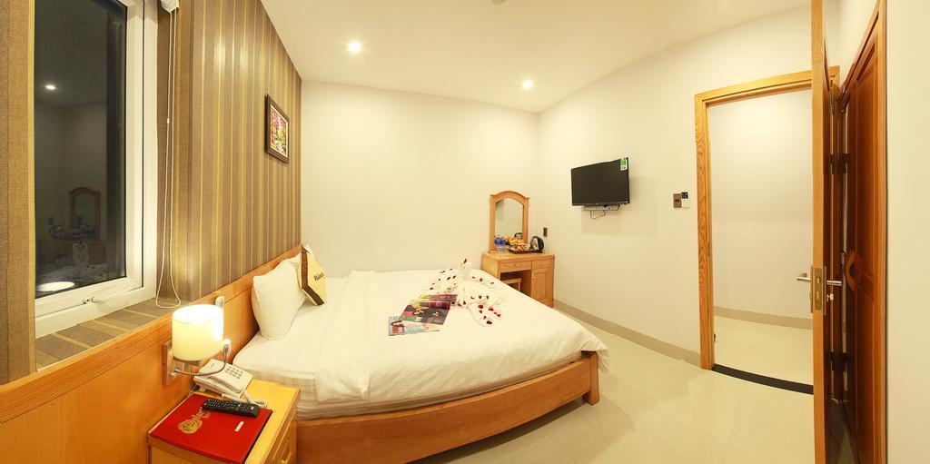 Valentine Hotel Дананг Екстериор снимка
