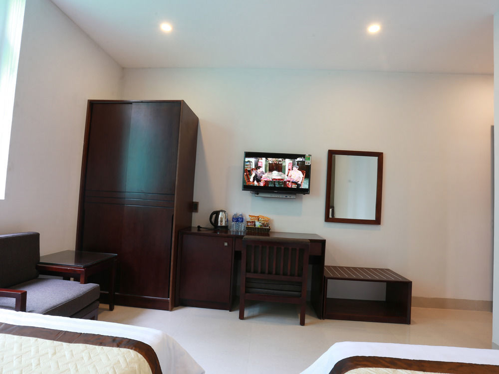 Valentine Hotel Дананг Екстериор снимка